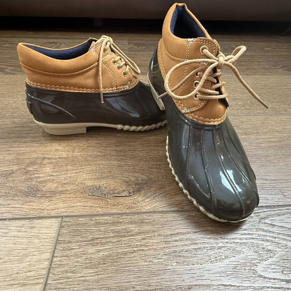 Tommy Hilfiger Women's Ankle Duck Boots, Lace-Up, Rubber, Leather Sz 6